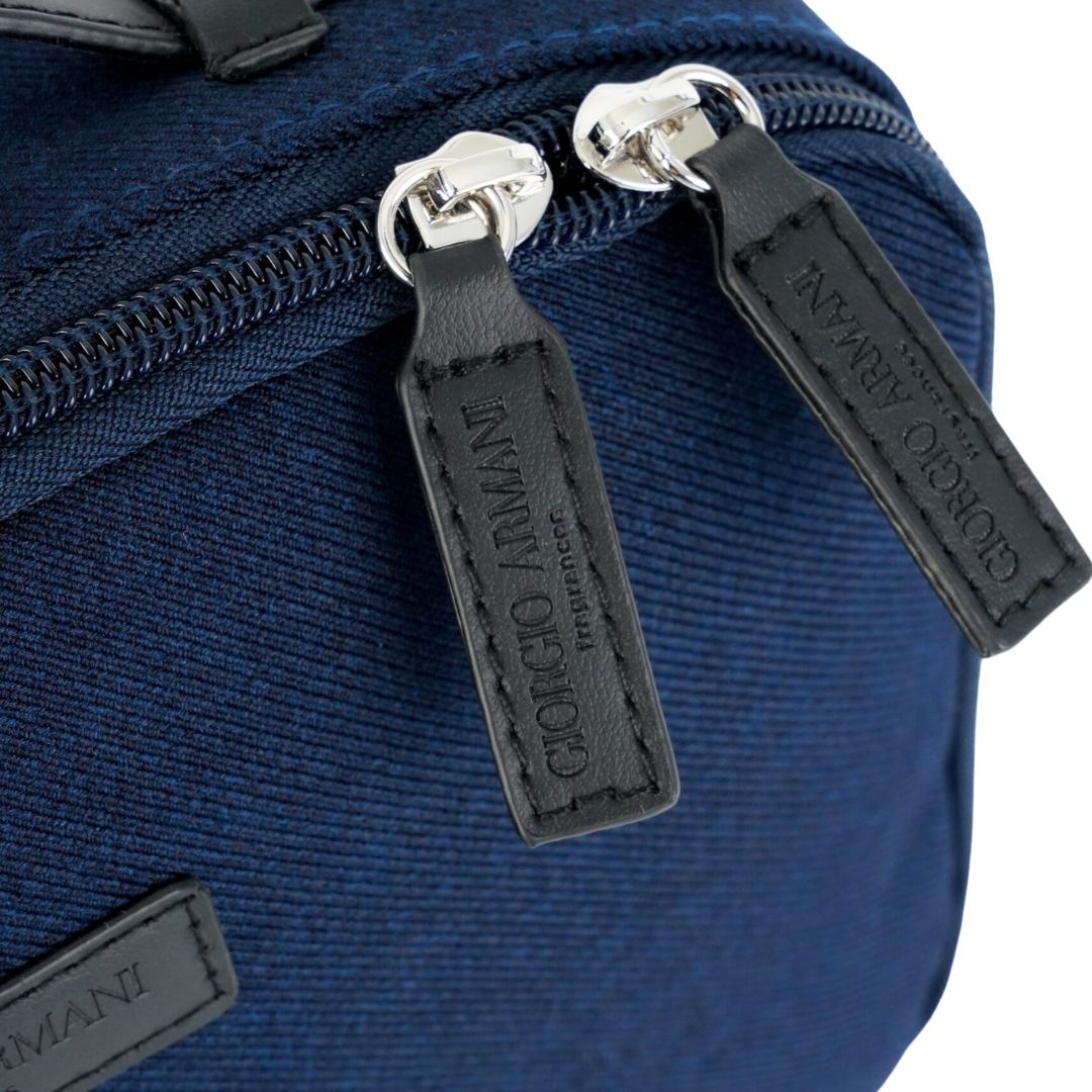 GIORGIO ARMANI TROUSSE DE VOYAGE HOMME BLEUE/BLUE MAN TRAVEL POUCH