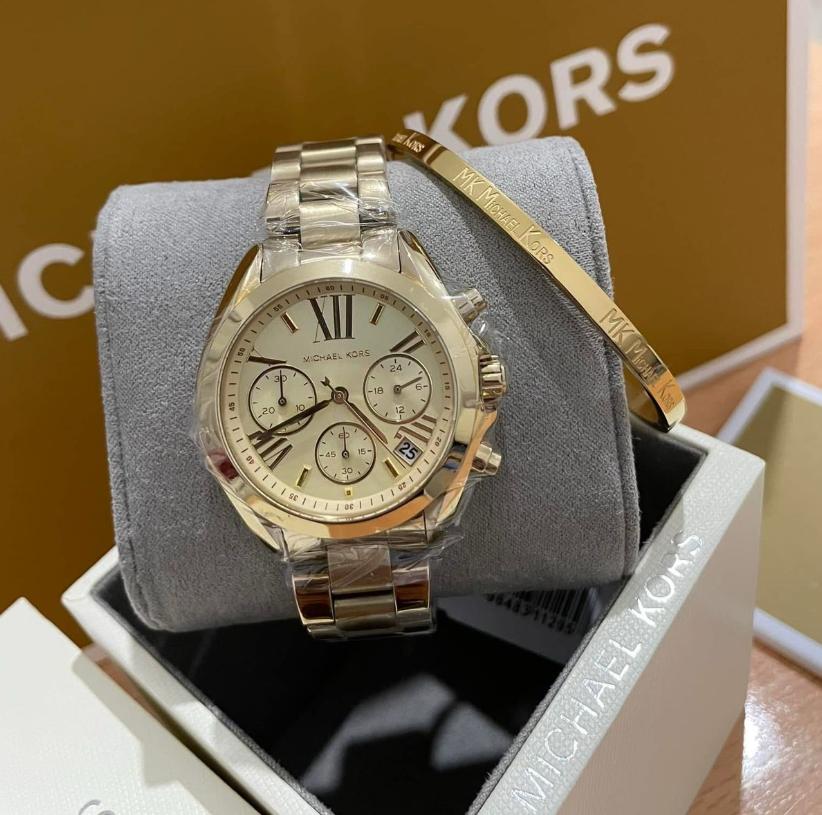 MICHAEL KORS BRADSHAW CHRONOGRAPH GOLD TONE STAINLESS STEEL WATCH - MK5798 ( WITH MK BANGLE )