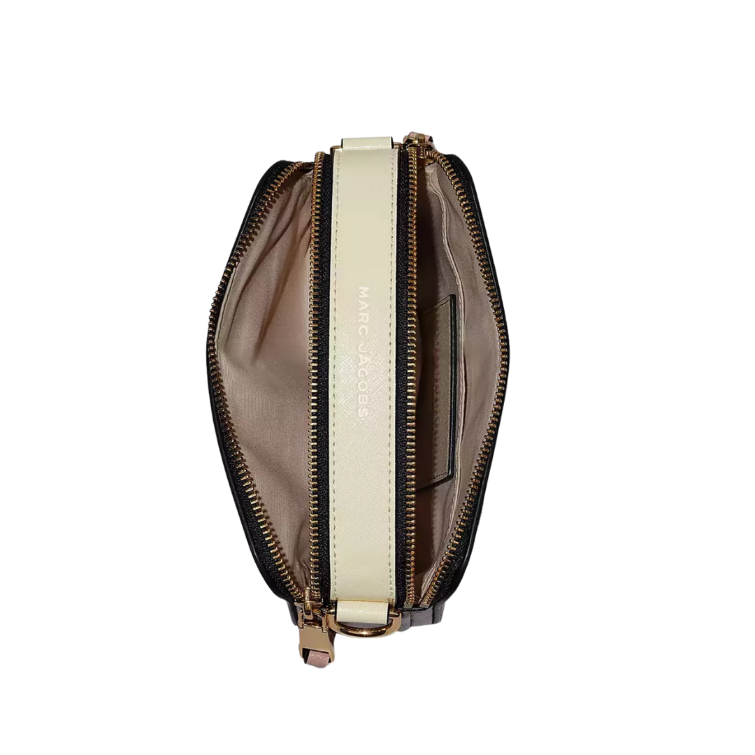 MARC JACOBS The Snapshot Camera Crossbody Bag in Leather
