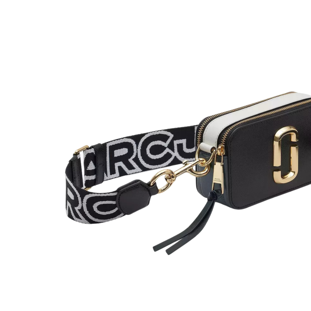 MARC JACOBS The Snapshot Camera Crossbody Bag in Leather