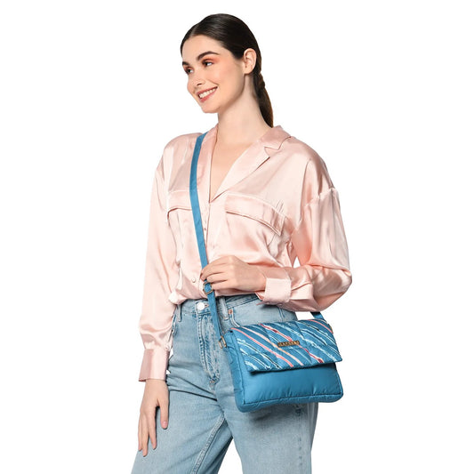 Caprese Pepper Sling Medium Cyan
